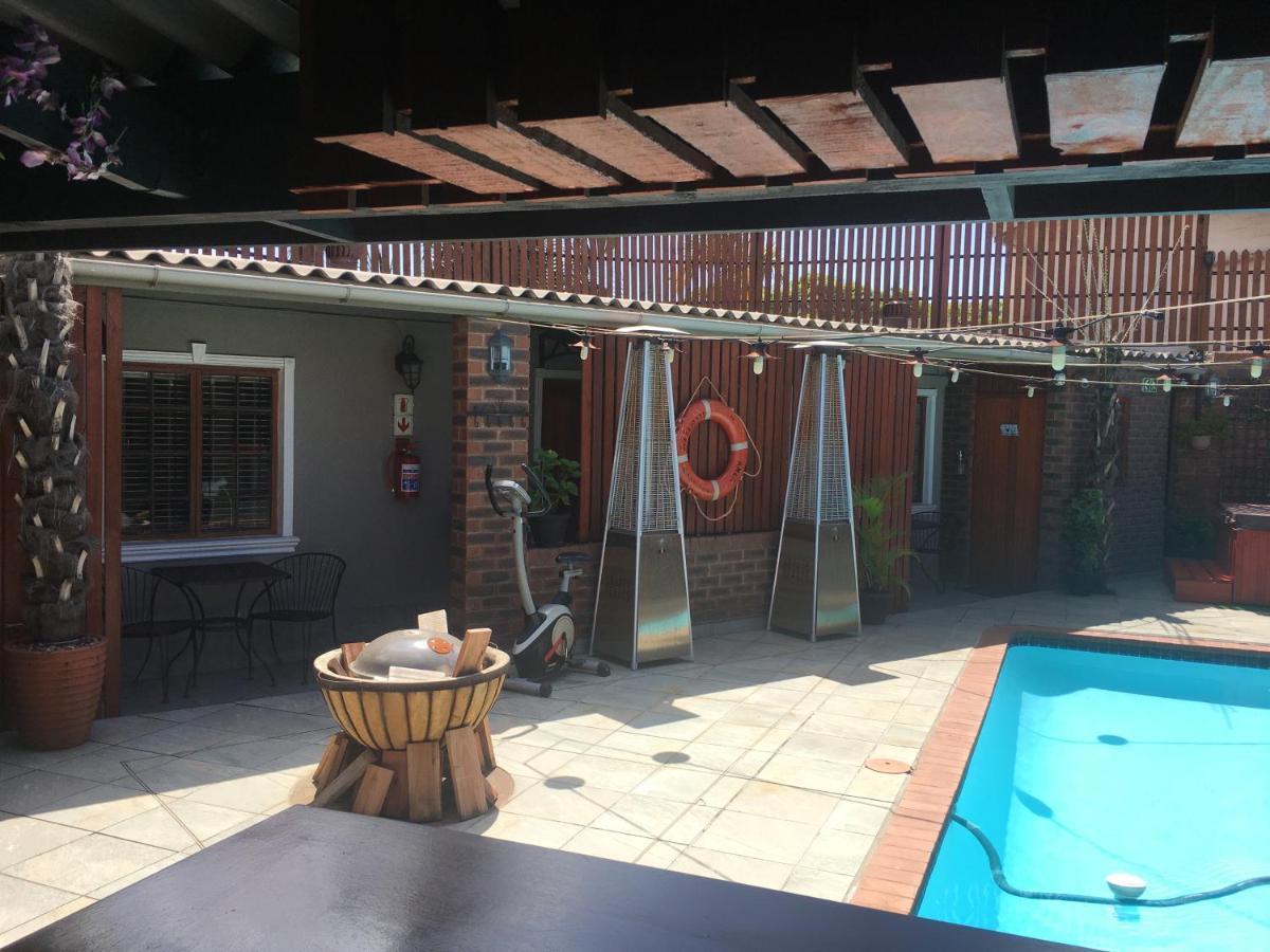 Guest house The Travel