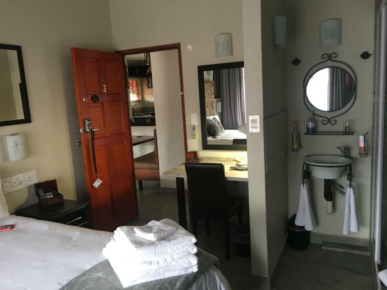Guest house The Travel